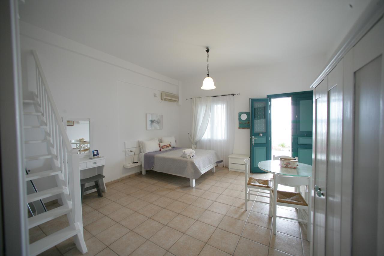 Seaside Apartments Adamantas  Екстериор снимка